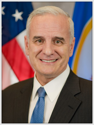 Photo of Governor Dayton